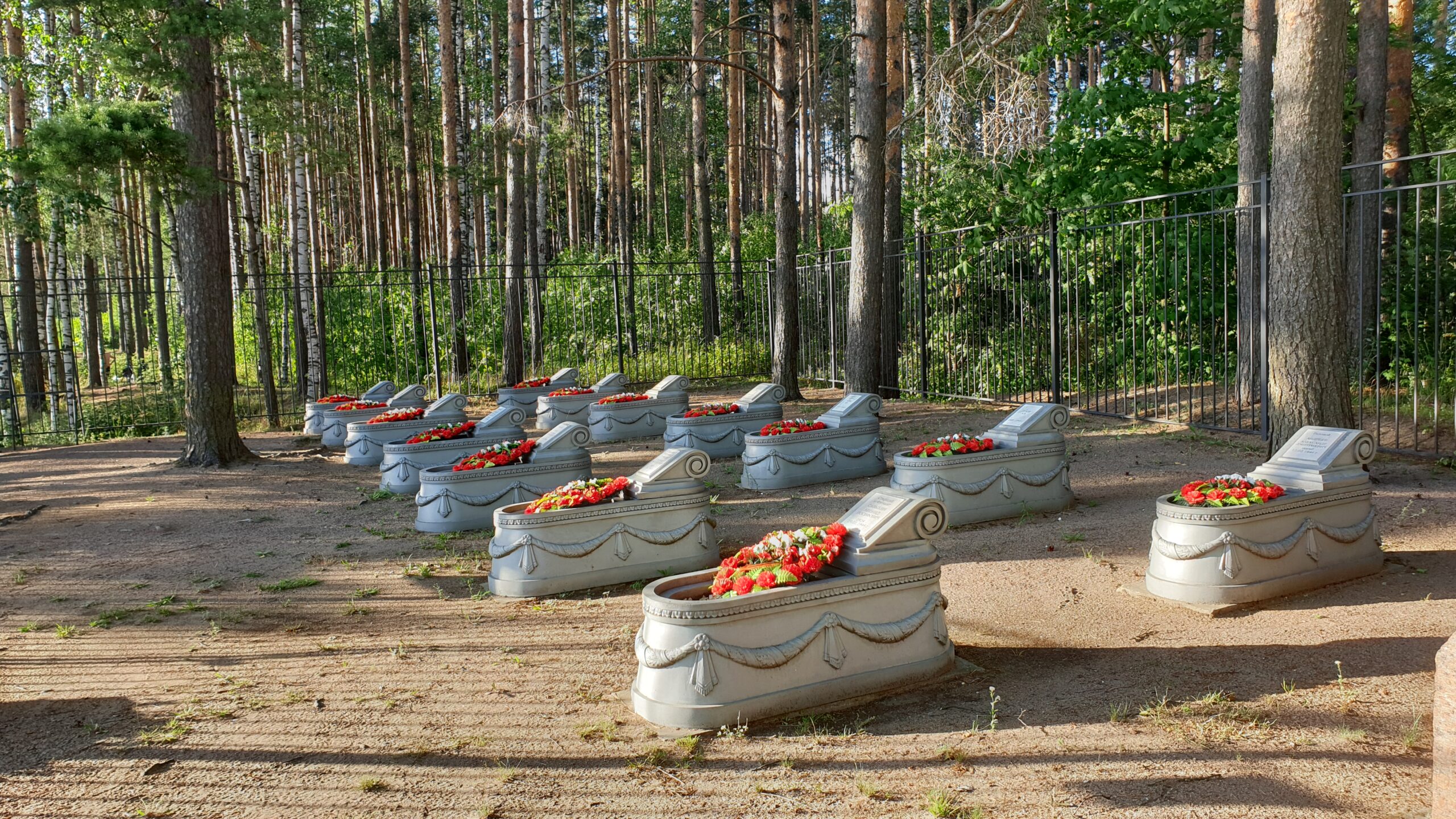 воинское кладбище дом лесника (98) фото